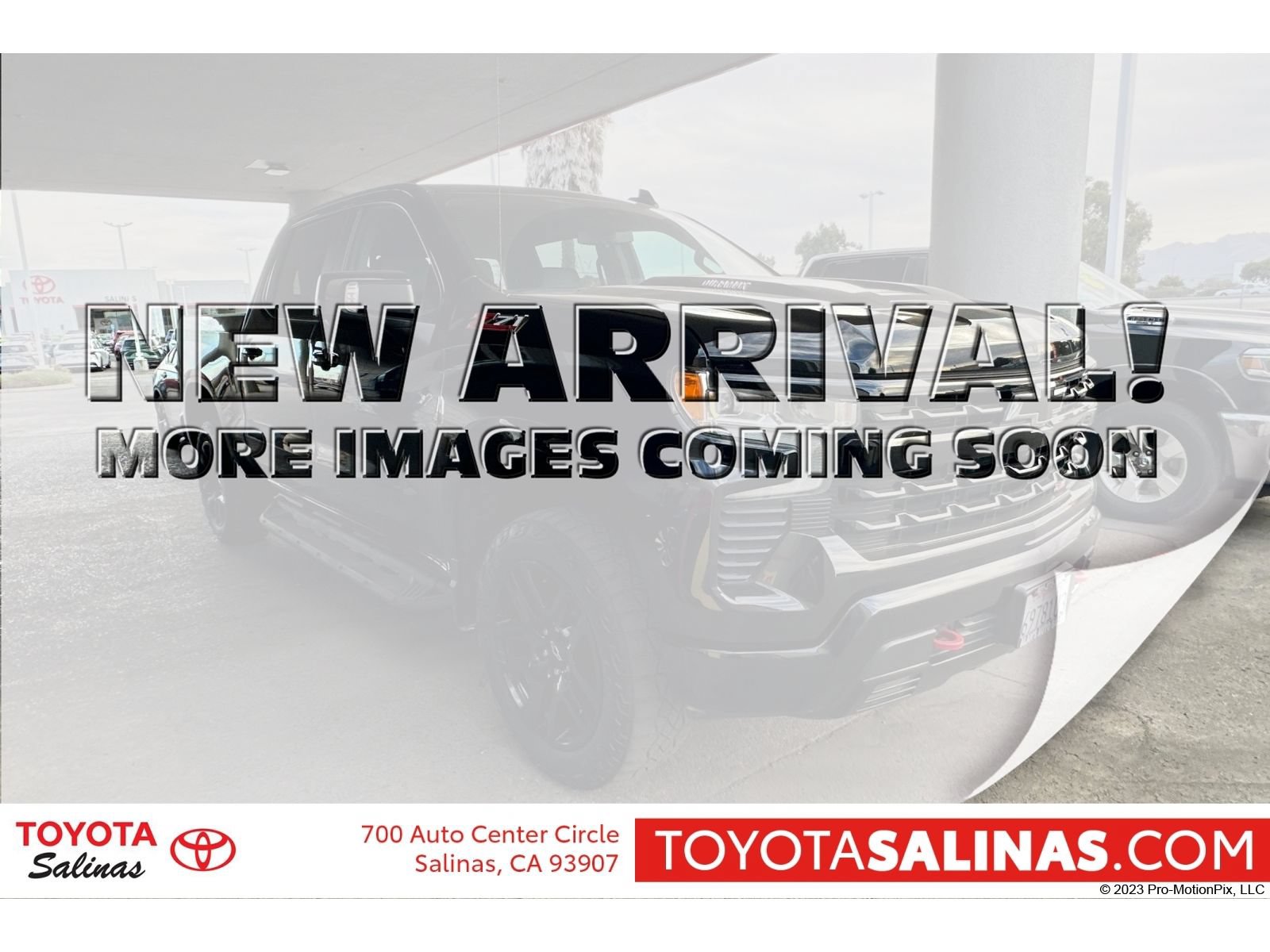 Used 2023 Chevrolet Silverado 1500 LT Trail Boss w/ LT Trail Boss Premium Package AWD/4WD image 1