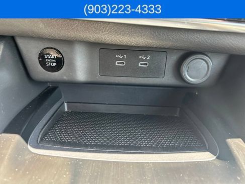 Used 2024 Nissan Rogue S FWD image 27