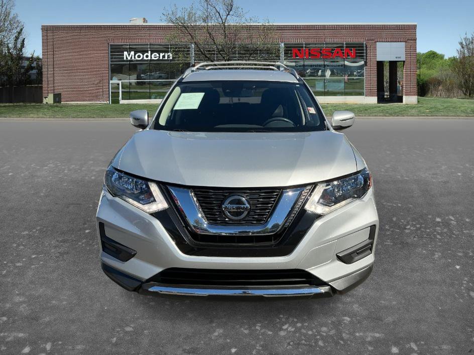Used 2019 Nissan Rogue SV w/ Premium Package AWD/4WD image 6
