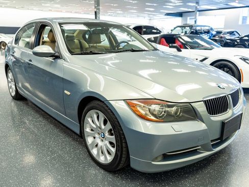 Used 2008 BMW 335xi Sedan AWD/4WD image 3