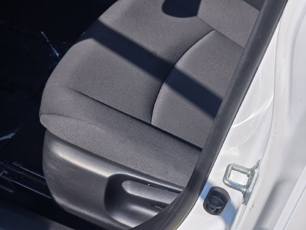 Used 2022 Toyota Corolla LE FWD image 27