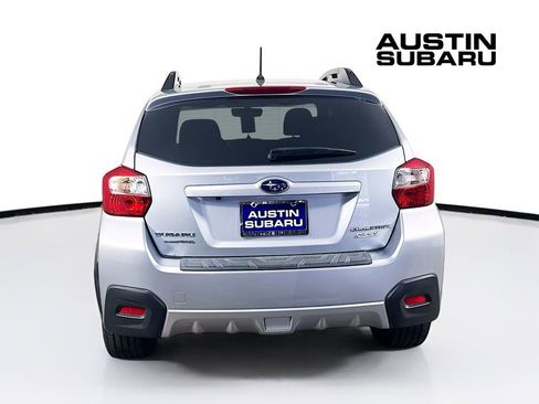 Used 2017 Subaru Crosstrek 2.0i Premium image 6
