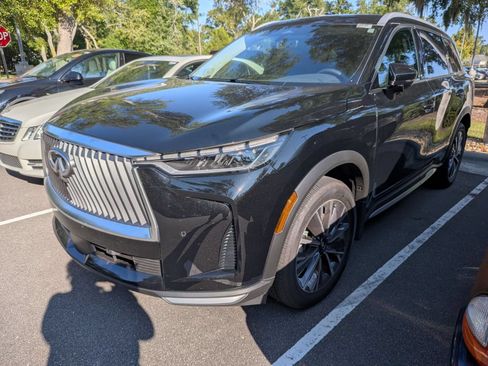 Used 2026 INFINITI QX60 Luxe w/ Cargo Package FWD image 5