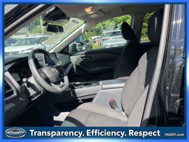 Certified 2025 Nissan Rogue S AWD/4WD image 15