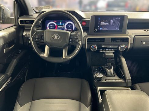 Used 2025 Toyota Tacoma TRD Off-Road AWD/4WD image 24