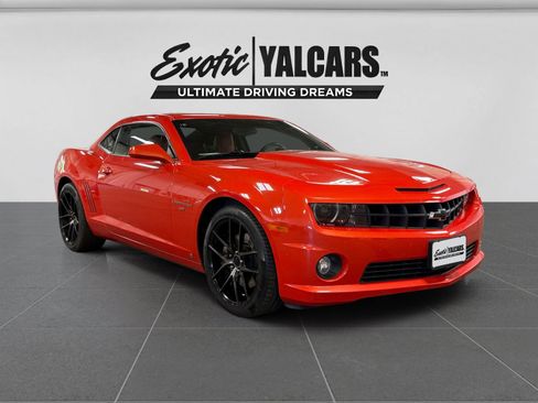 Used 2010 Chevrolet Camaro SS w/ RS Package RWD image 7