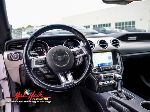 Used 2021 Ford Mustang Premium image 11