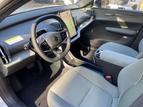 New 2025 Volvo EX30 Plus w/ Climate Package image 10