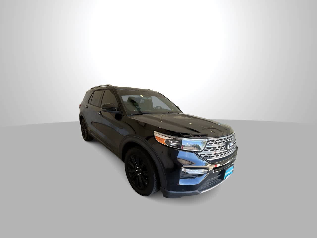 Used 2020 Ford Explorer Limited w/ Class III Trailer Tow Package AWD/4WD image 2