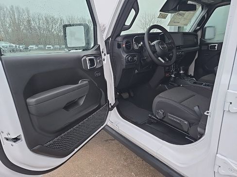 New 2026 Jeep Gladiator Mojave image 34