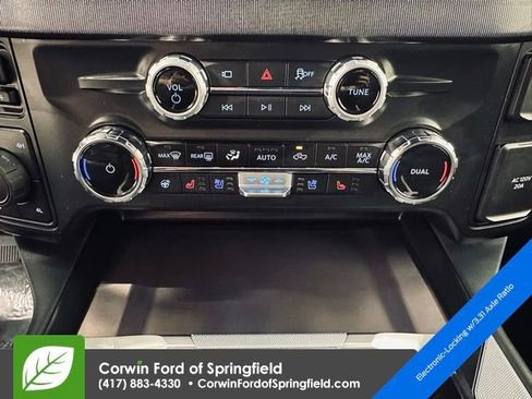 New 2026 Ford F250 Platinum image 42