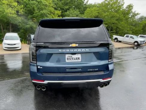New 2025 Chevrolet Suburban Premier AWD/4WD image 50