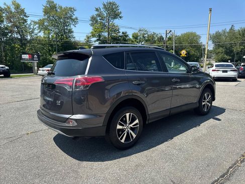 Used 2018 Toyota RAV4 XLE w/ Plus Extra Value Package AWD/4WD image 9