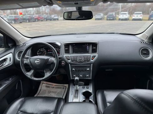 Used 2018 Nissan Pathfinder SL w/ SL Premium Package image 21
