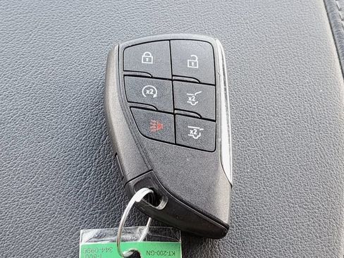 Certified 2025 Chevrolet Suburban LT AWD/4WD image 40