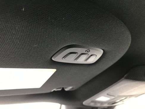 Used 2024 Ford Expedition Limited image 10