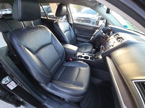 Used 2019 Subaru Outback 2.5i Limited image 26