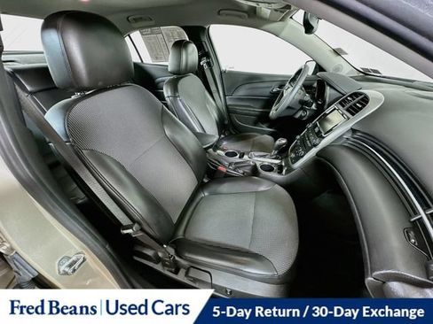 Used 2015 Chevrolet Malibu LT w/ Power Convenience Package FWD image 32