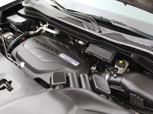 Used 2018 Honda Pilot Elite image 61