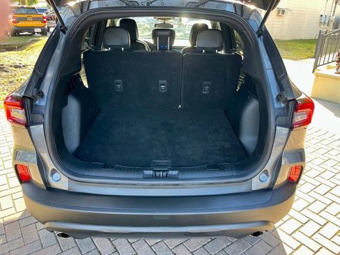 Used 2025 Ford Escape ST-Line image 5