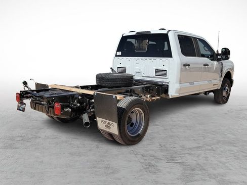 New 2026 Ford F350 XL w/ XL Chrome Package AWD/4WD image 11