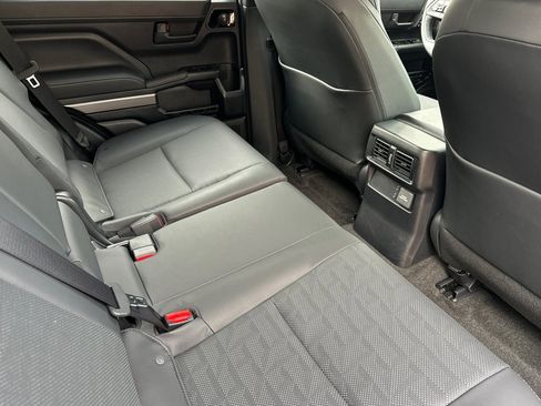 Used 2025 Toyota 4Runner TRD Off-Road Premium image 18