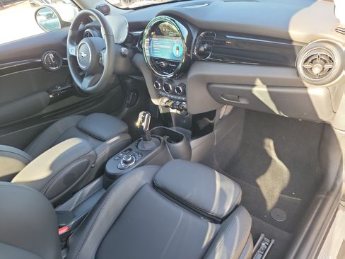 Certified 2024 MINI Cooper SE FWD image 7