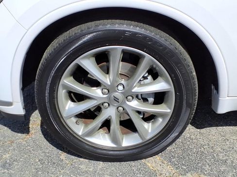 Used 2019 Dodge Durango SXT RWD image 11