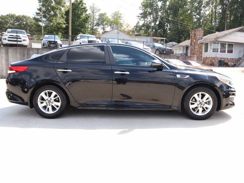 Used 2016 Kia Optima LX w/ LX Convenience Package image 8