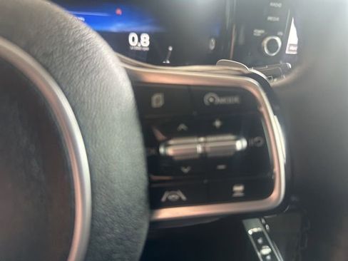 Used 2022 Kia Sorento SX Prestige image 32