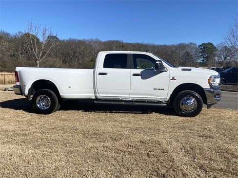 Used 2024 RAM 3500 Big Horn image 2