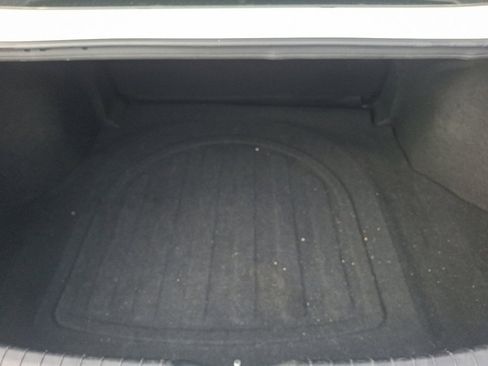 Used 2024 Hyundai Elantra SEL image 18