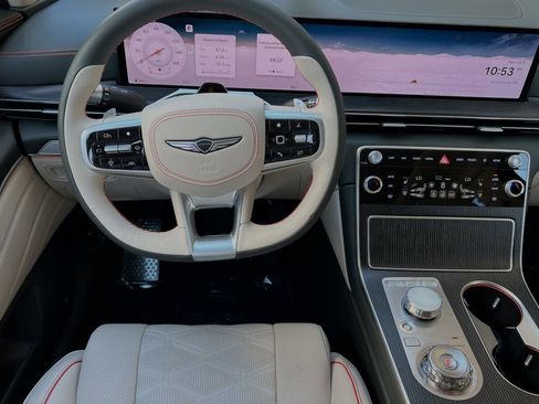 New 2025 Genesis GV80 3.5T image 17