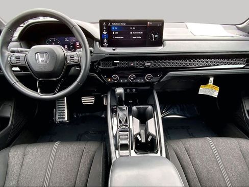 Used 2025 Honda Accord Sport image 15