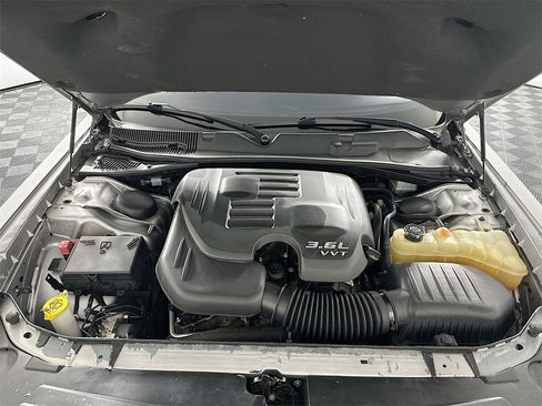 Used 2018 Dodge Challenger SXT Plus image 32