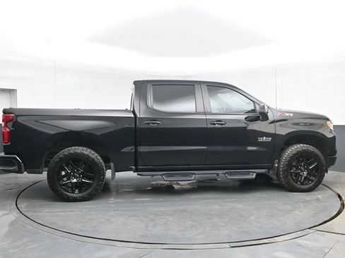 Used 2023 Chevrolet Silverado 1500 RST AWD/4WD image 15
