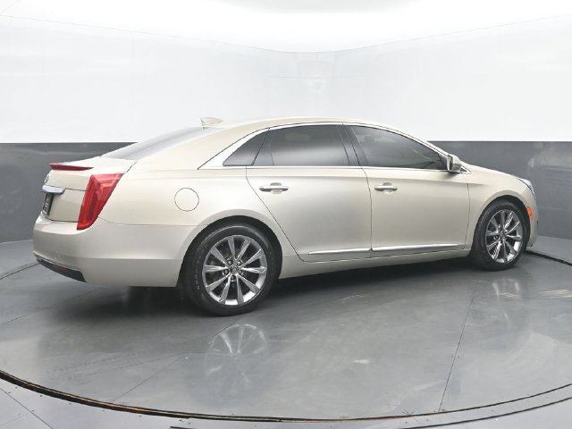 Used 2015 Cadillac XTS FWD image 6