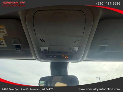 Used 2022 Chevrolet Equinox LT image 29