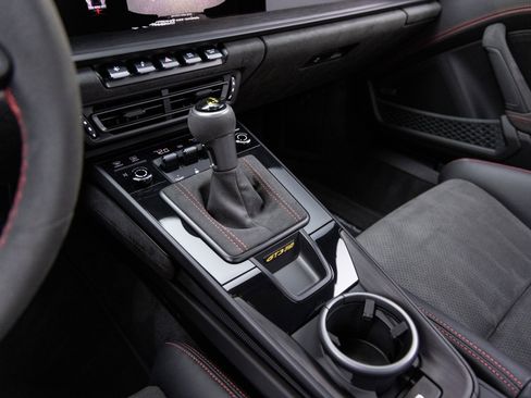 Certified 2024 Porsche 911 GT3 RS image 17