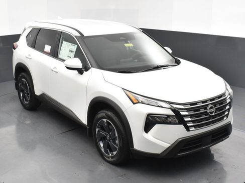 New 2026 Nissan Rogue SV image 22