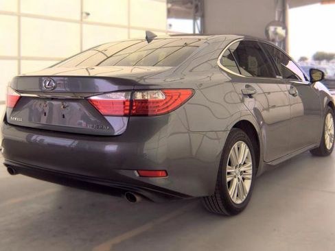 Used 2015 Lexus ES 350 w/ Premium Package FWD image 7