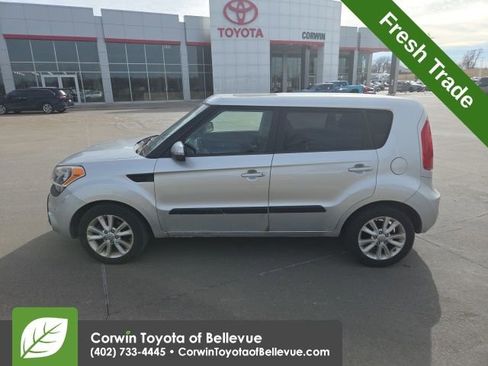 Used 2012 Kia Soul + w/ Audio Pkg image 9