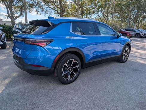 New 2026 Chevrolet Equinox EV LT image 7