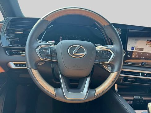 Used 2023 Lexus RX 350 Premium w/ Accessory Package AWD/4WD image 19