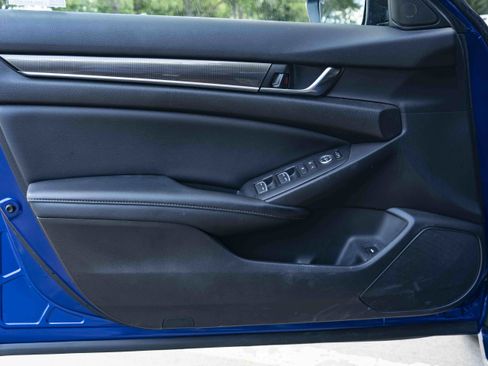 Used 2022 Honda Accord Sport image 34