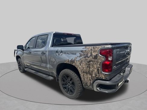 Used 2025 Chevrolet Silverado 1500 Custom RWD image 4