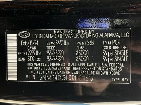 Used 2024 Hyundai Santa Fe Limited AWD/4WD image 28