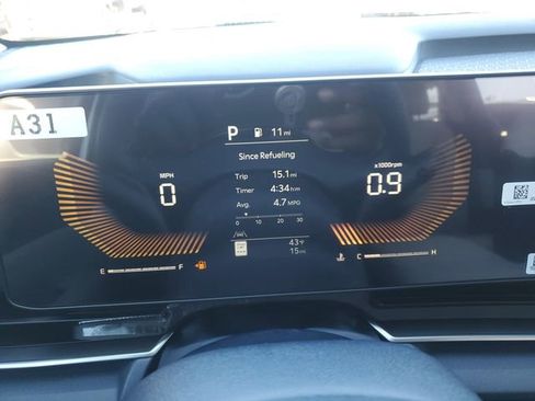 New 2026 Kia Carnival EX image 24