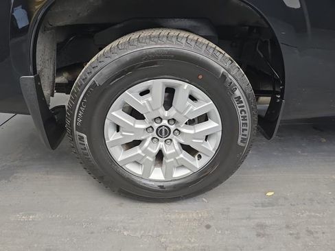 Used 2024 Nissan Frontier SV w/ Technology Package image 20