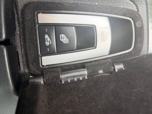 Used 2014 Mercedes-Benz E 350 Cabriolet image 26